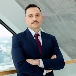 澳洲联储副行长Hauser：未来决策将依据逐次会议结果。尽管在通胀目标上取得了一定进展，但宣称已经战胜通胀仍然为时尚早。澳洲联储对市场解读其他央行降息的方式存在不同看法